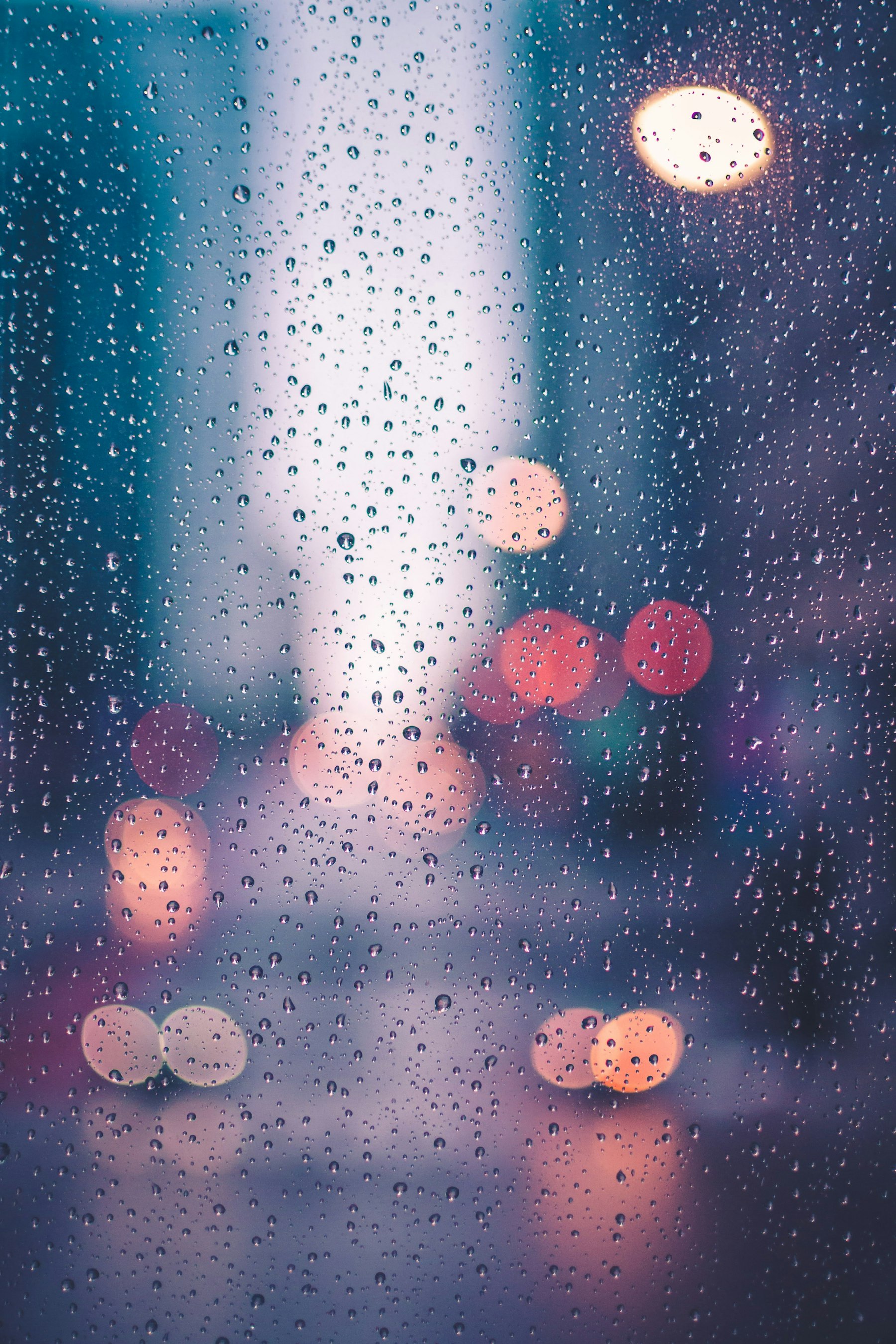 雨中的街道